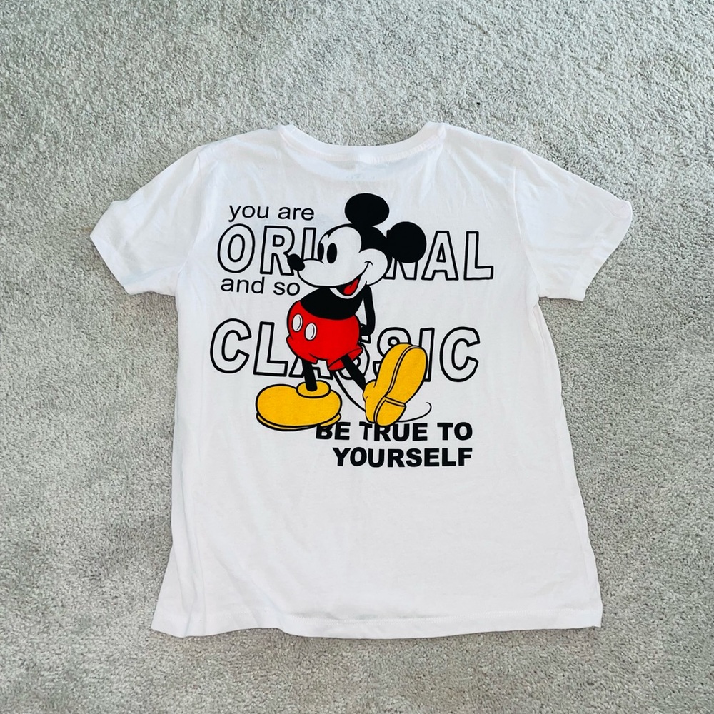 Women’s medium Mickey Mouse T-shirt